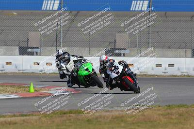 media/Nov-26-2022-Fastrack Riders (Sat) [[b001e85eef]]/Level 2/Session 3 Outside Turn 9/